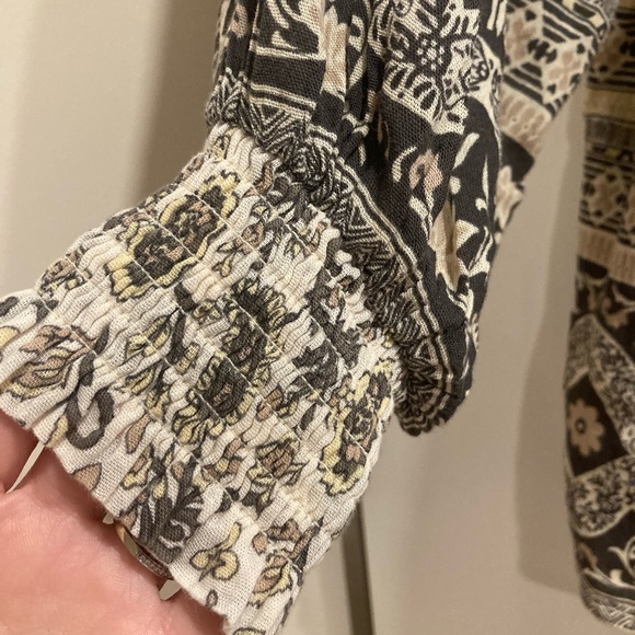 Spell & The Gypsy Journey Blouse - Picture 5 of 12